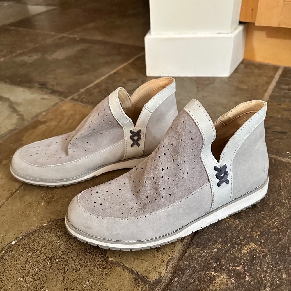 EMU Australia boots